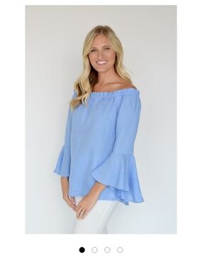 Ilinen Blue Off-the-Shoulder Bell Sleeve Blouse